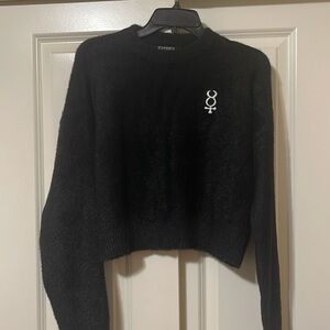 Disturbia black fuzzy mock-neck sweater. Cropped, long sleeves. Women’s medium